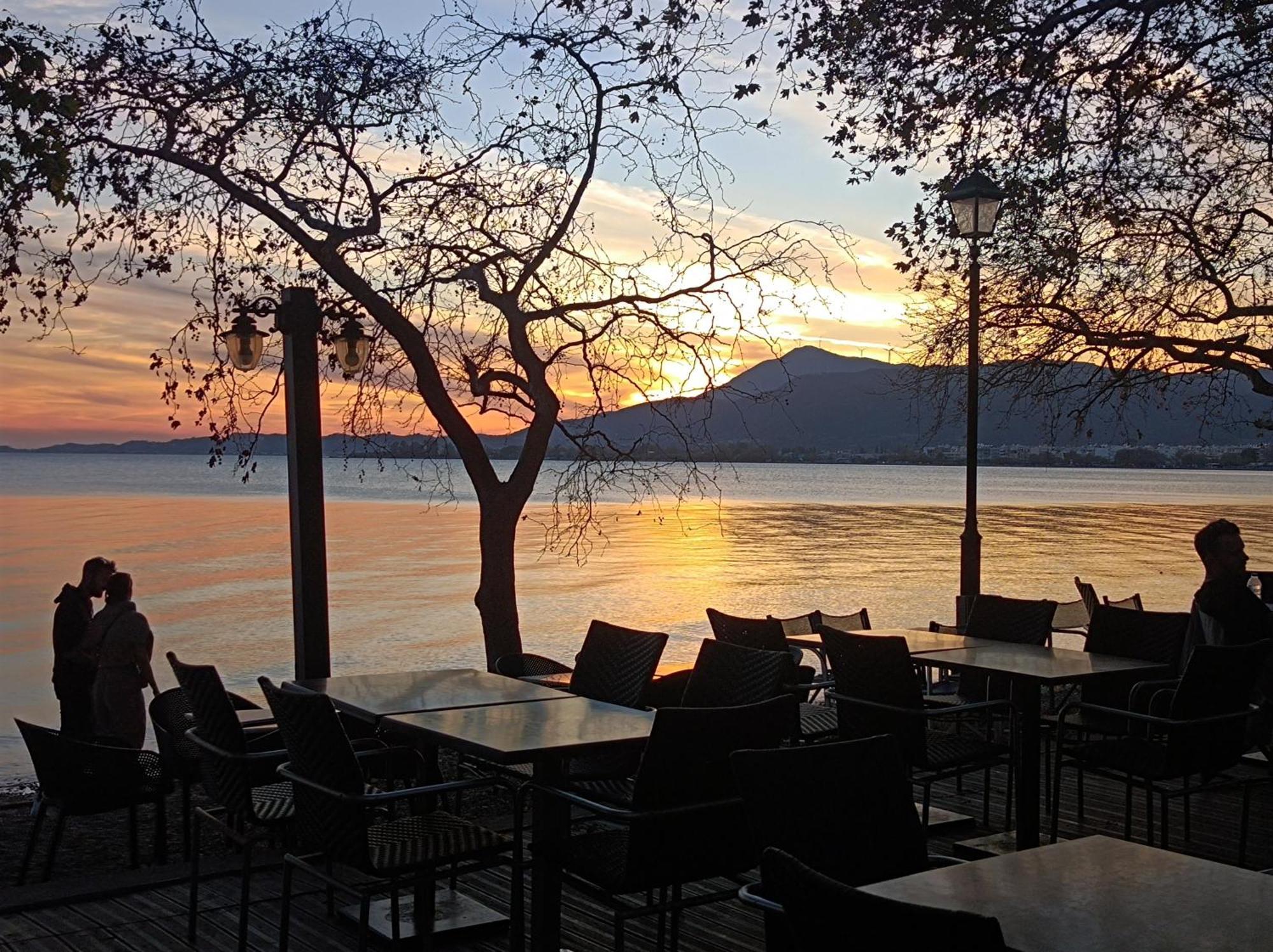 Kelly'S Penthouse Nafpaktos Exterior foto